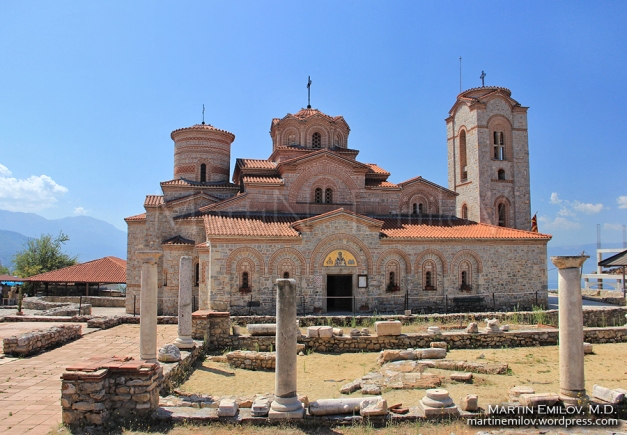 Манастирът Свети Климент и Пантелеймон (Плаошник) 